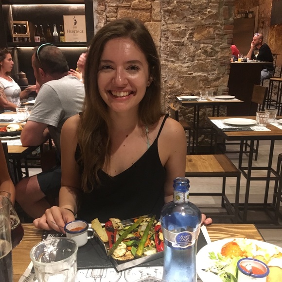 Meet your Posher, Ruthie - Picture 1 of 1